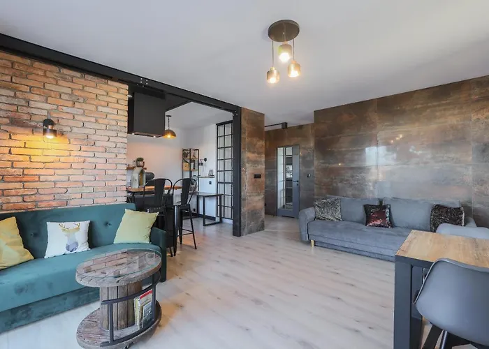 Apartmarte- Oldtown Apartment With Garden
